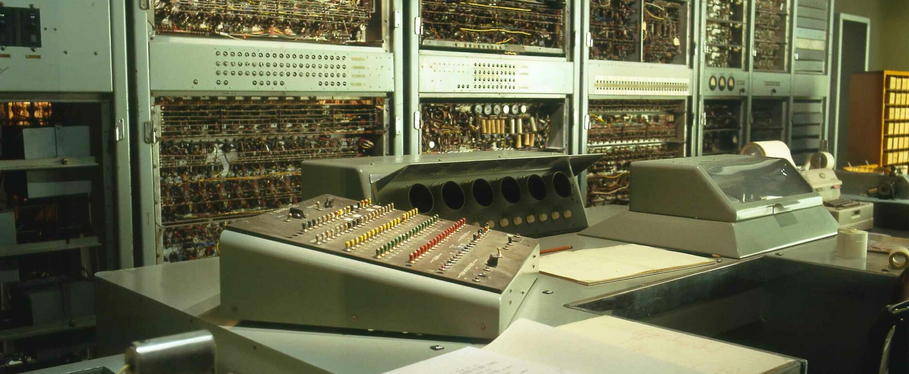 old-mainframe